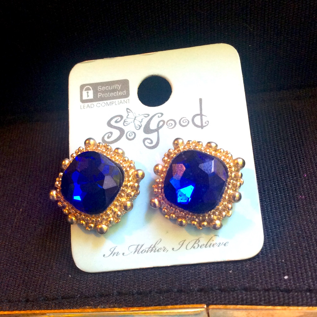 Earrings Nwt “In Mother I Believe” On Tag Pierced For Mother's Day